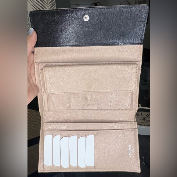 CHANEL Wallet Quilted
CC Logo Black Cream Long Fold Purse / Wallet - Picture 7 of 8